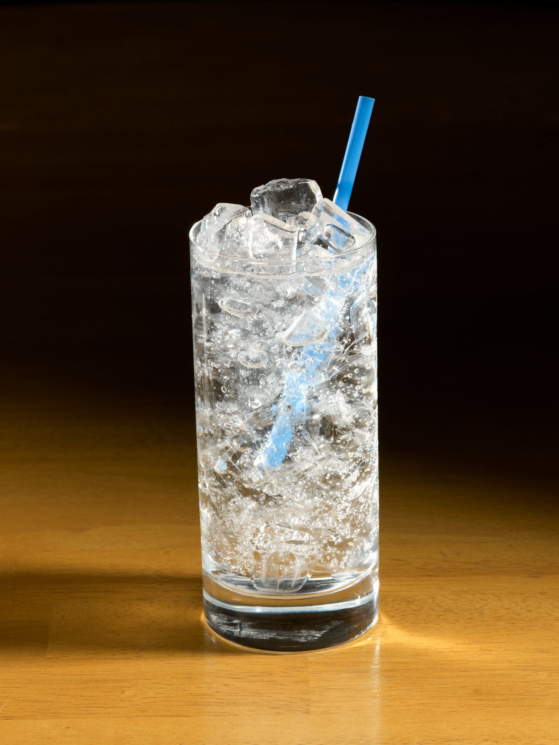 Half dice ice is the perfect drinks’ partner