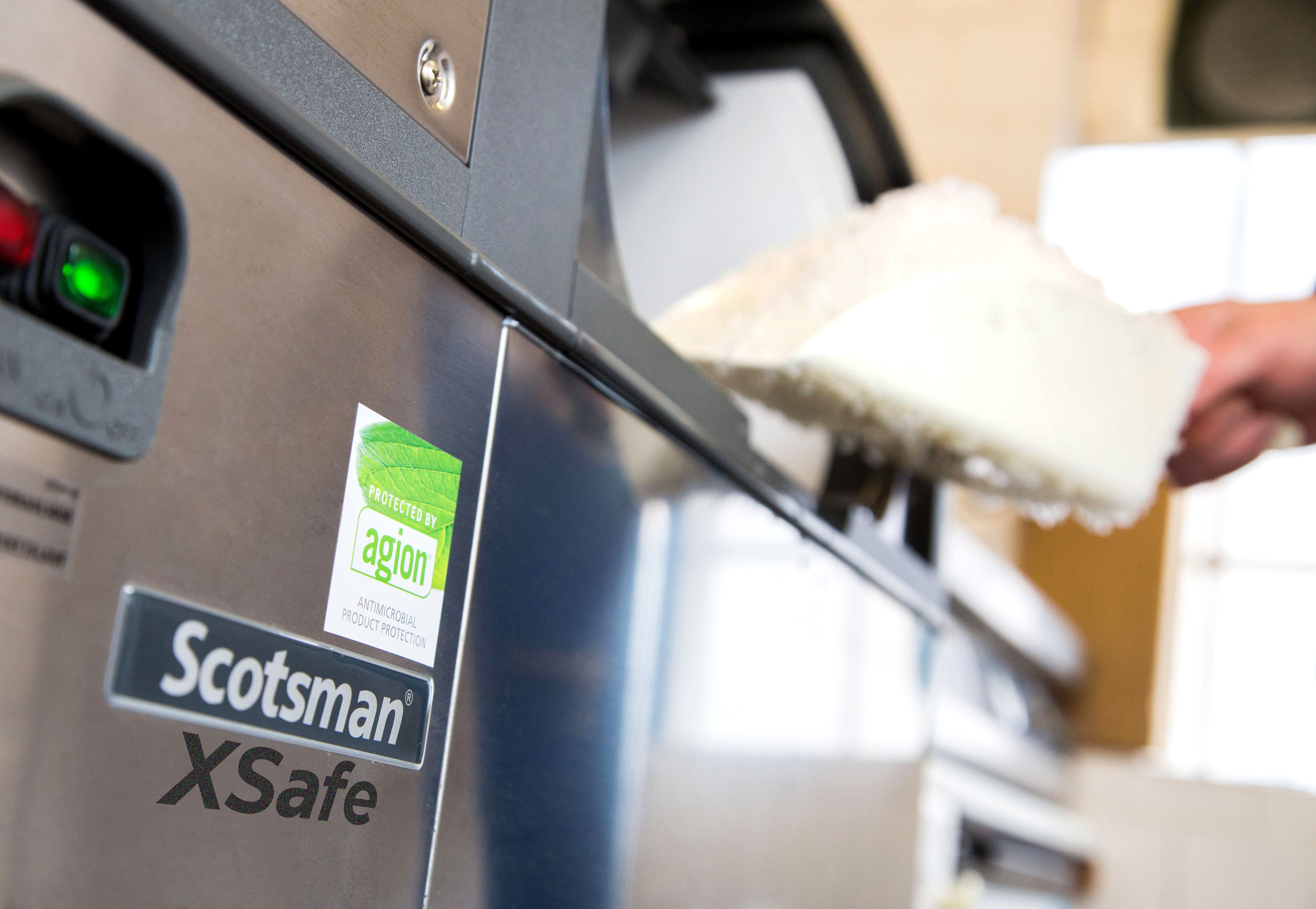 XSafe activates the power of oxygen to keep ice machines cleaner longer
