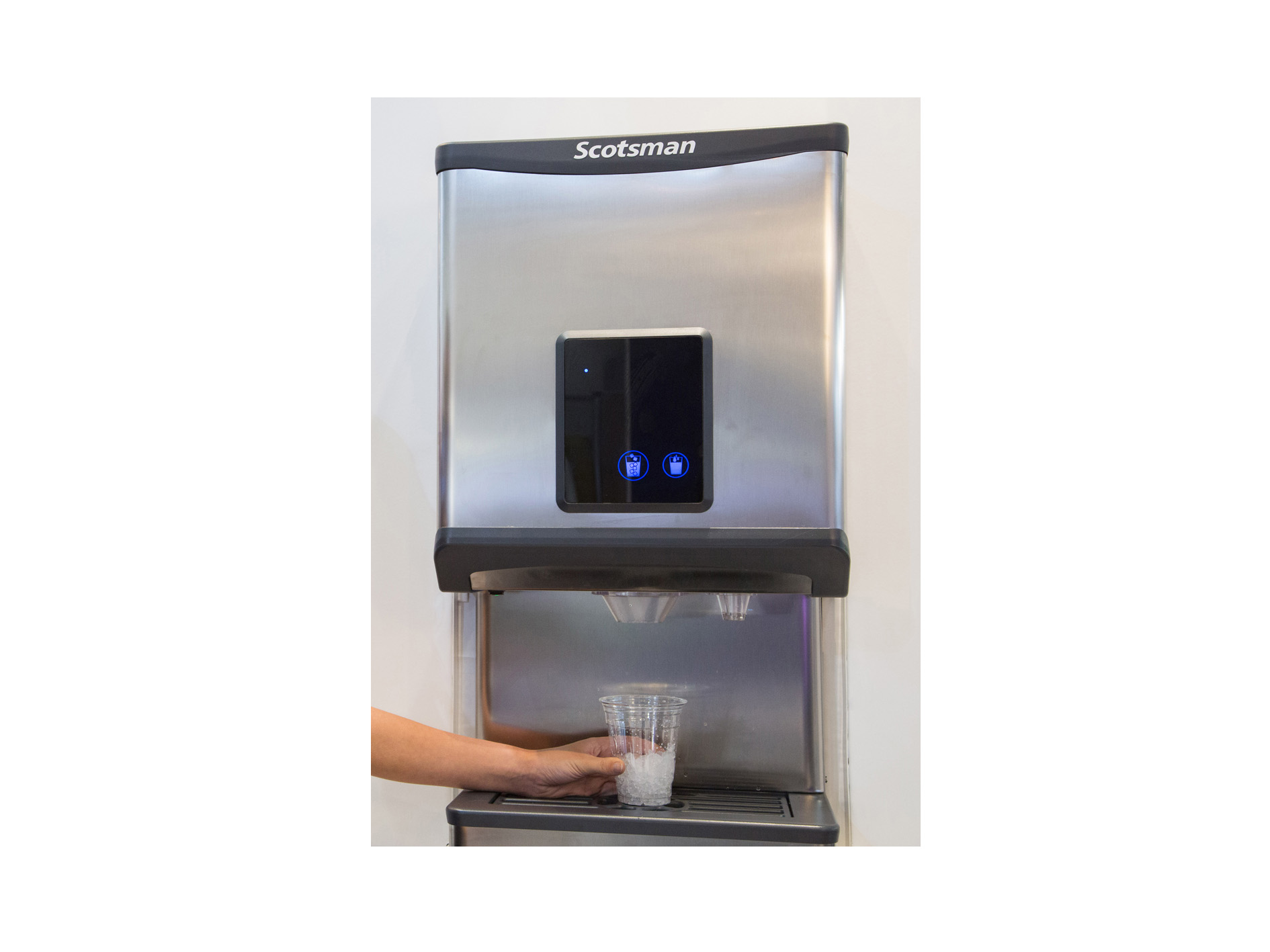 Magic eye ice: Scotsman makes hygiene easy